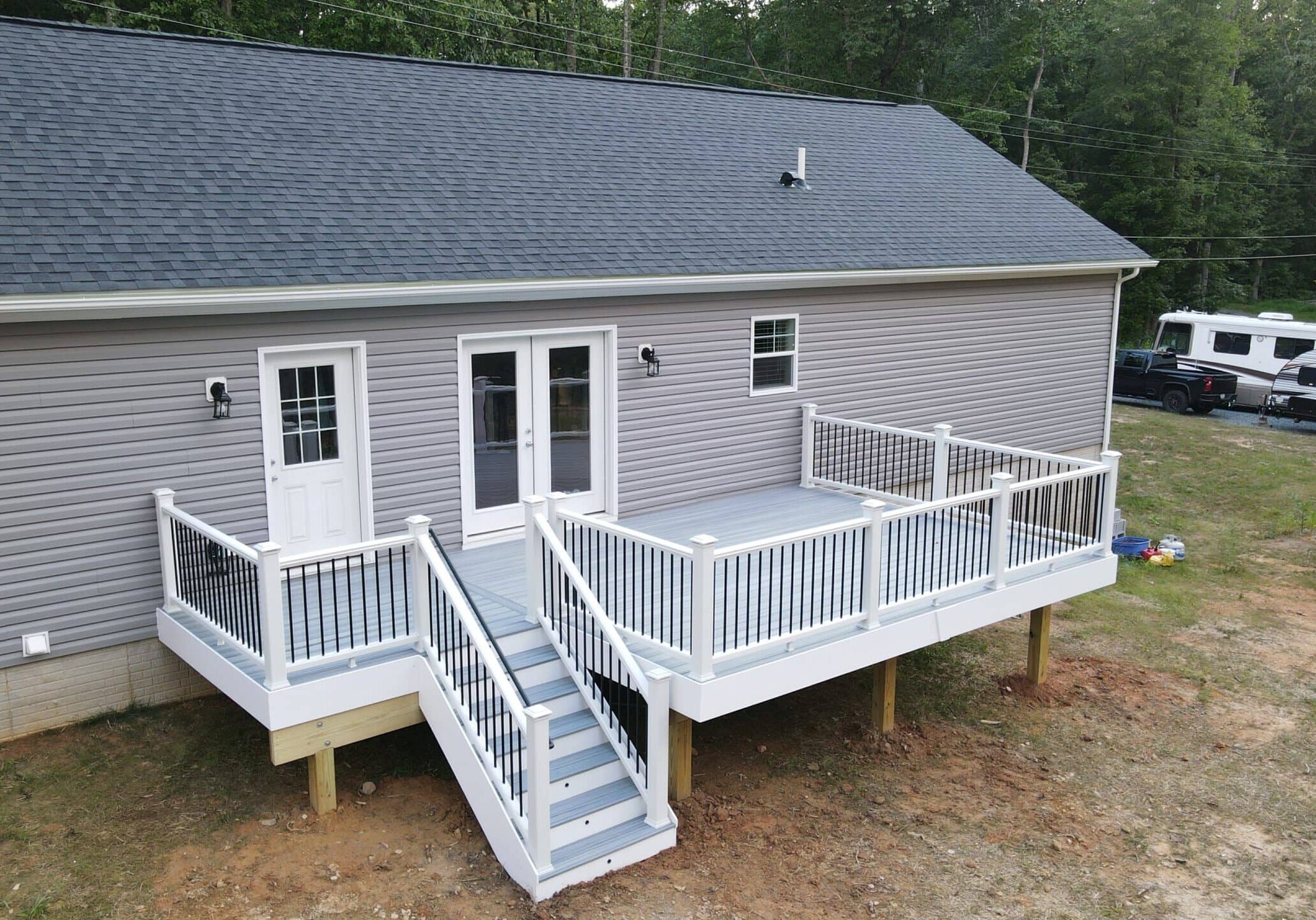 Deck Installation in Fairfax VA Professional Deck Installation in Fairfax of a new composite deck